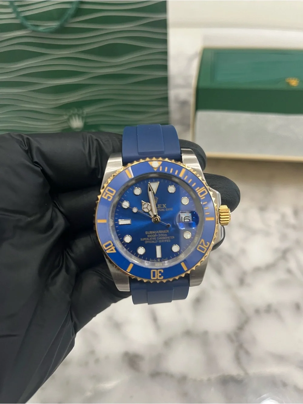 Luxury Men's Blue Dial Watch with Blue Strap